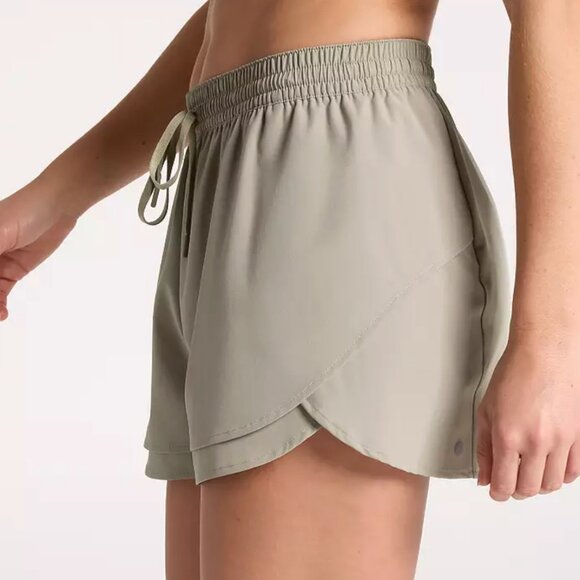 CALIA Women's Drawstring Step Up Short, Ground Fennel, Medium, NWT - Picture 4 of 4